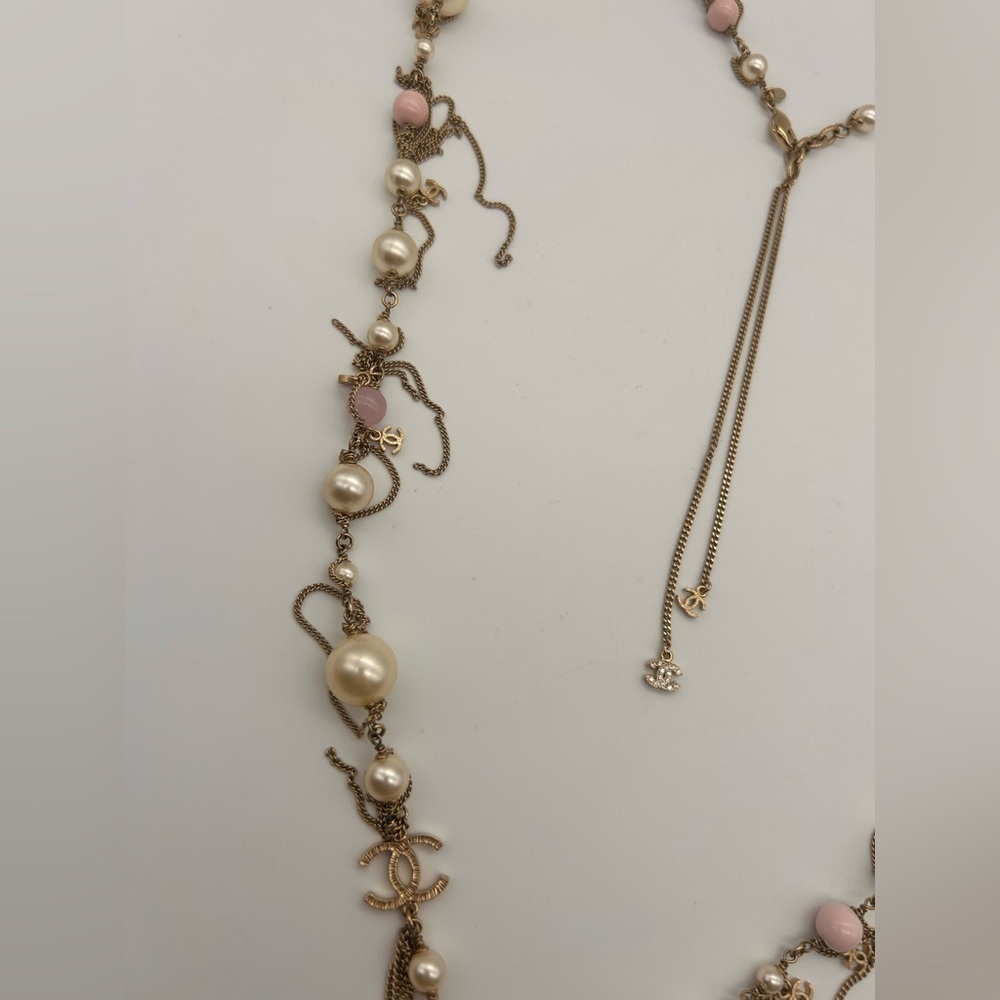 Chanel 100% Authentic Pearl 3 Large CC Long Necklace Silver Pink Tone 20 Inch - Picture 3 of 11